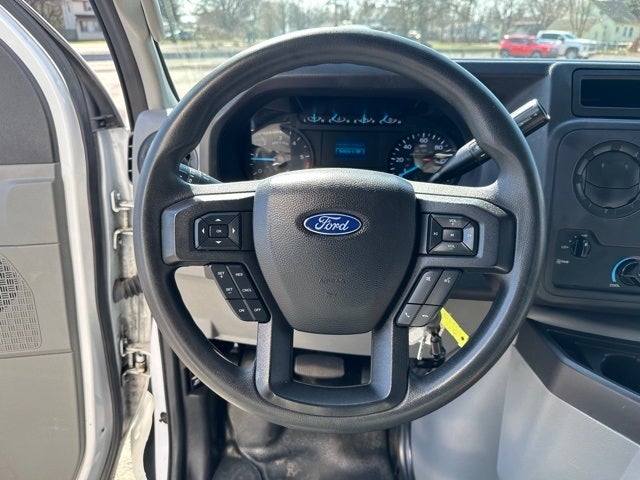 2021 Ford E-350SD Base Cutaway
